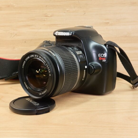 Canon EOS Rebel T3 / EOS 1100D 12.2MP DSLR Camera w/ 18-55mm Lens / Tested - Picture 1 of 8